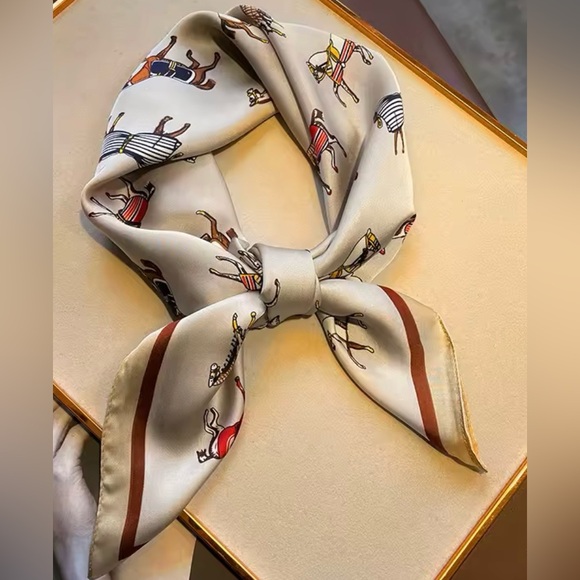 unbranded Accessories - NEW! Equestrian Horse-Print Elegant Cream and Brown Silky Scarf Twilly
